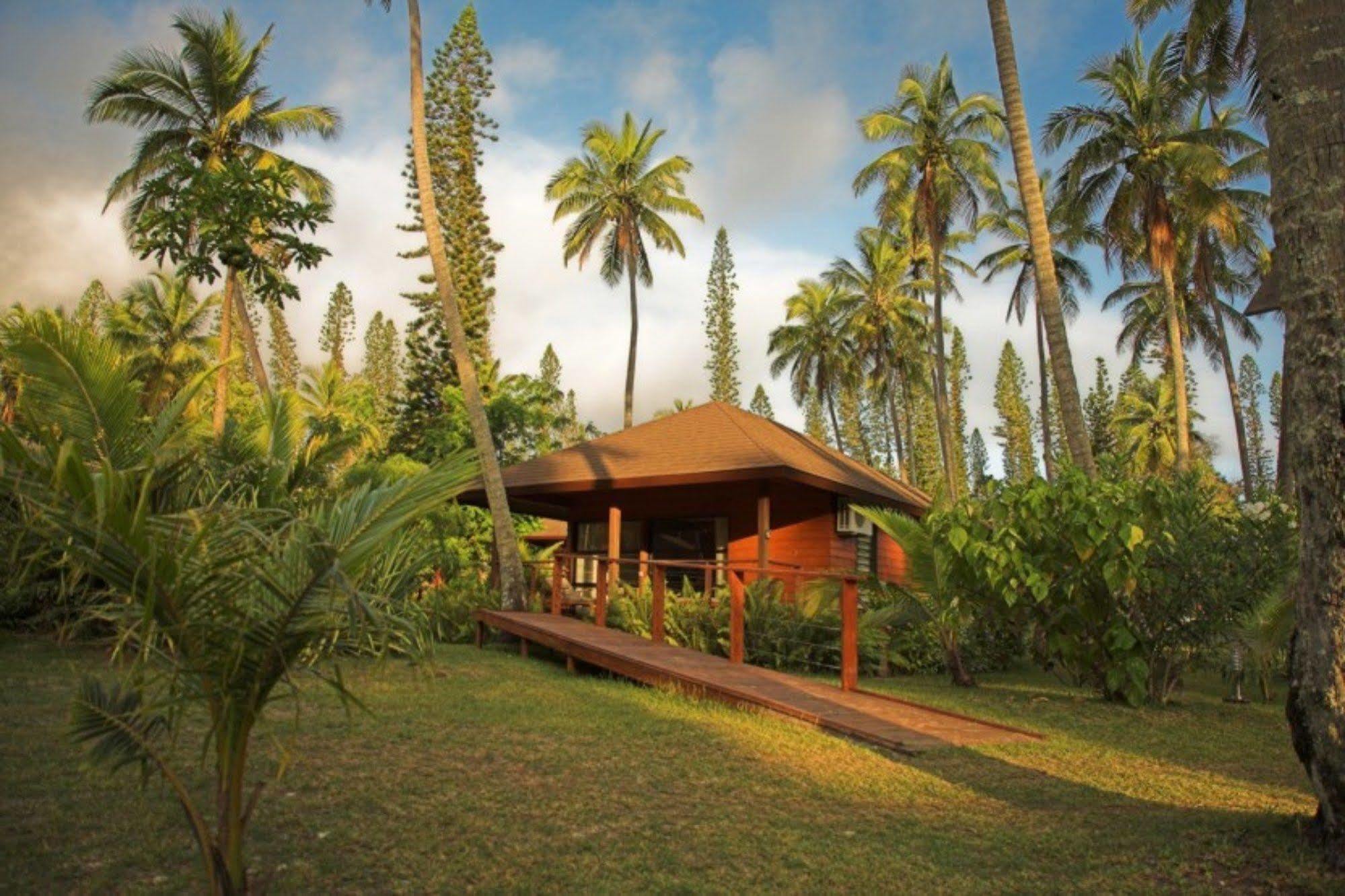 Oure Lodge Beach Resort Kuto Exteriör bild